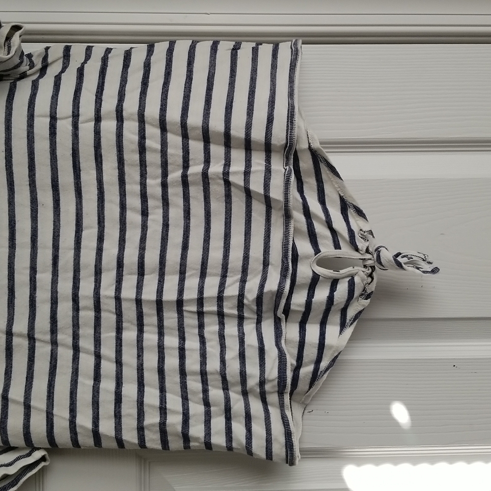Old Navy Women's Stripe Top - Picture 7 of 8